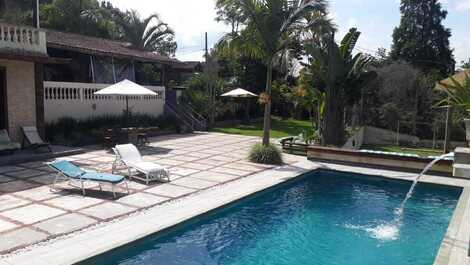 CHÁCARA PARA TEMPORADA ( PISCINA COM GAZEBO)