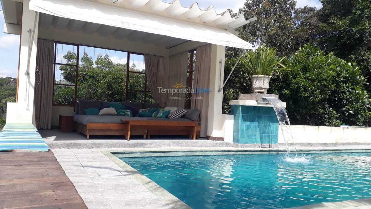 Chácara / sítio para aluguel de temporada em Juquitiba (Centro de Juquitiba)