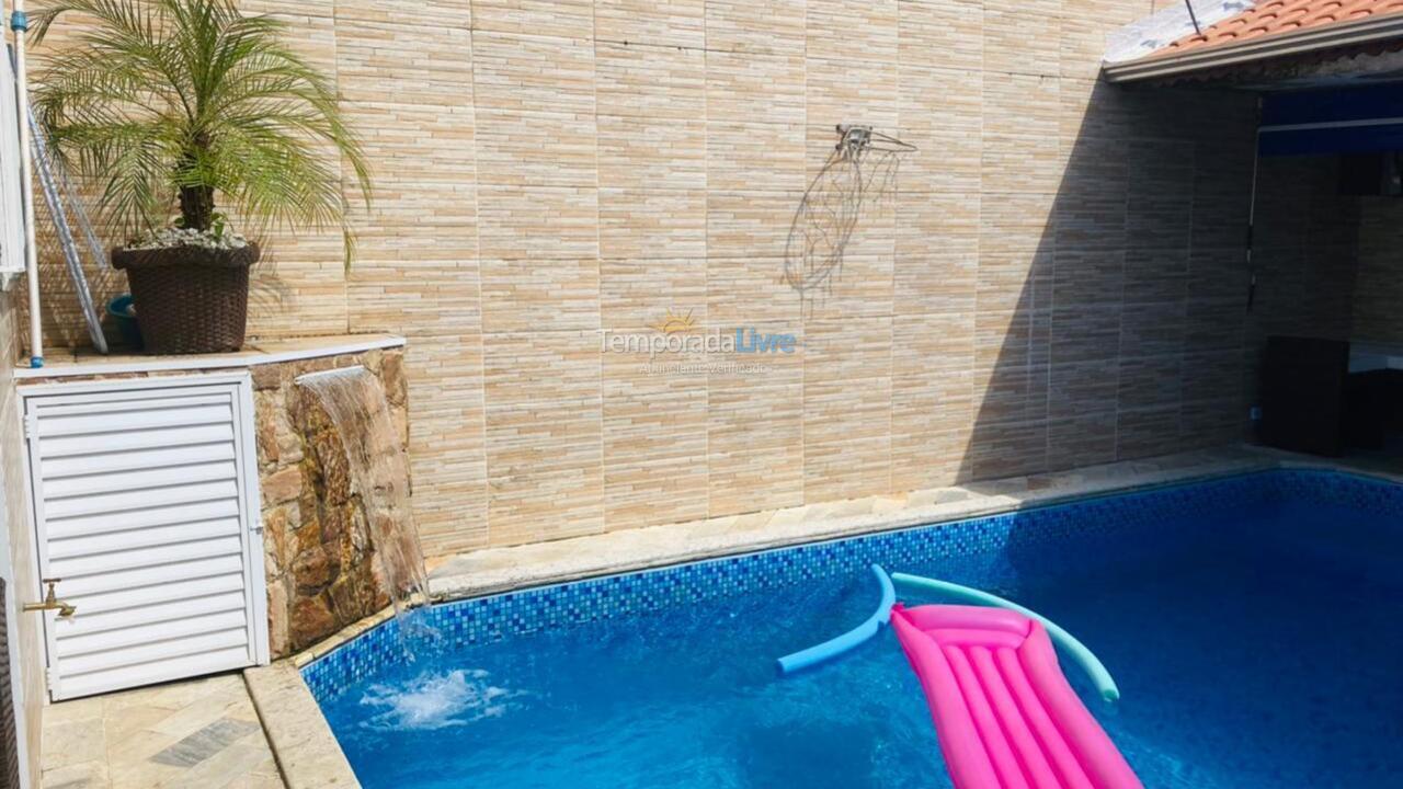 House for vacation rental in Praia Grande (Jardim Imperador)