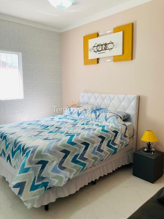 House for vacation rental in Praia Grande (Jardim Imperador)