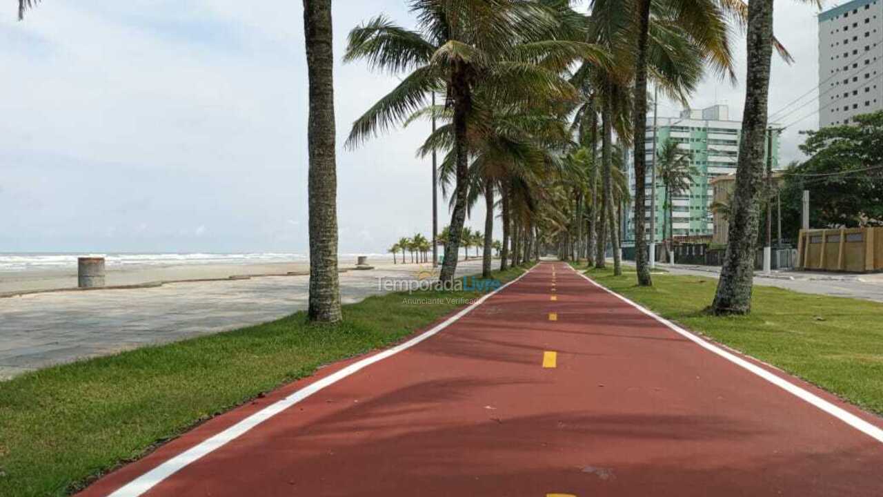 House for vacation rental in Praia Grande (Jardim Imperador)