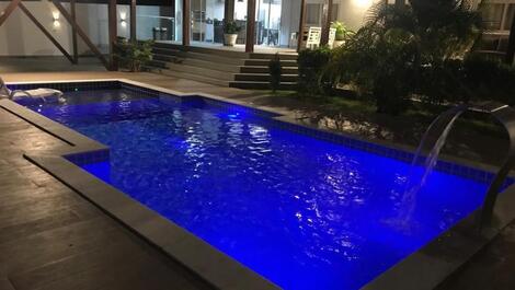 Piscina - vista noturna