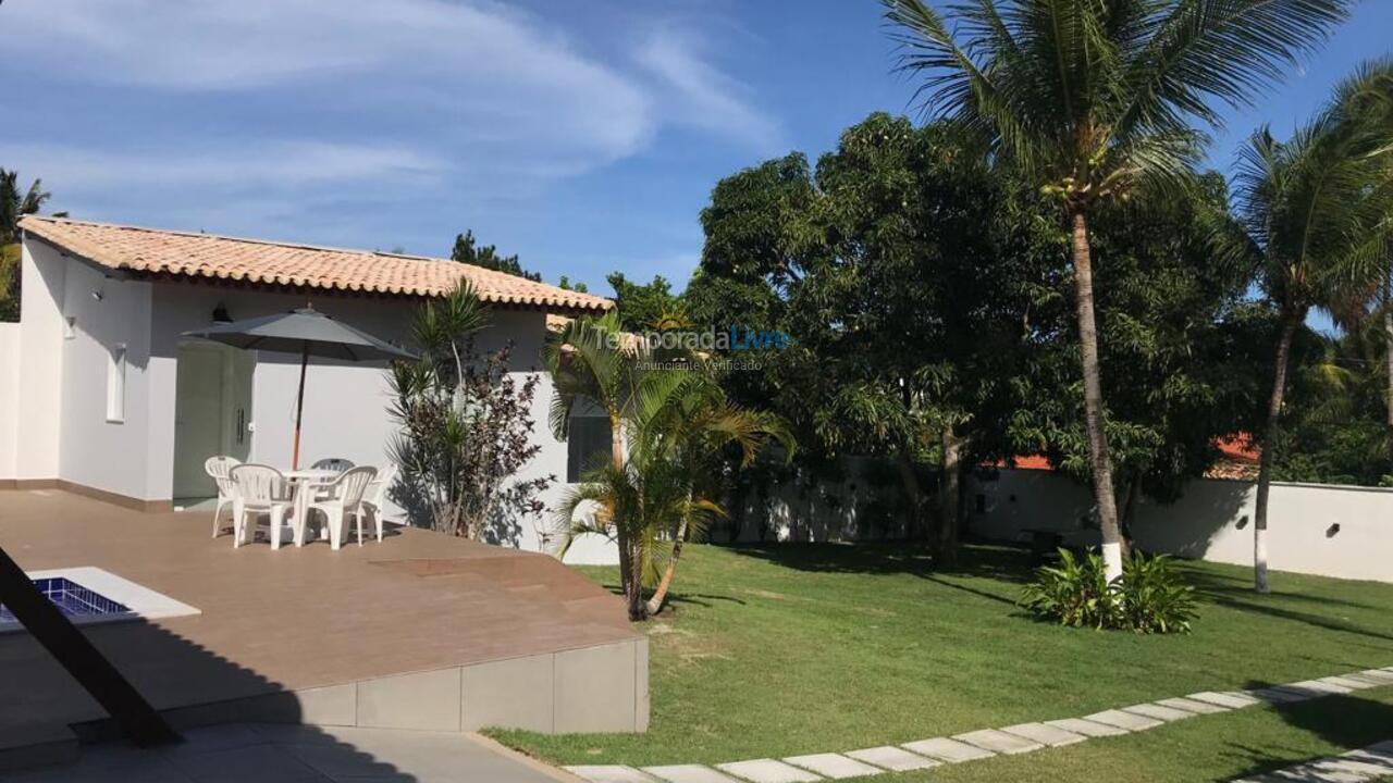 Casa para aluguel de temporada em Camaçari (Praia de Guarajuba)
