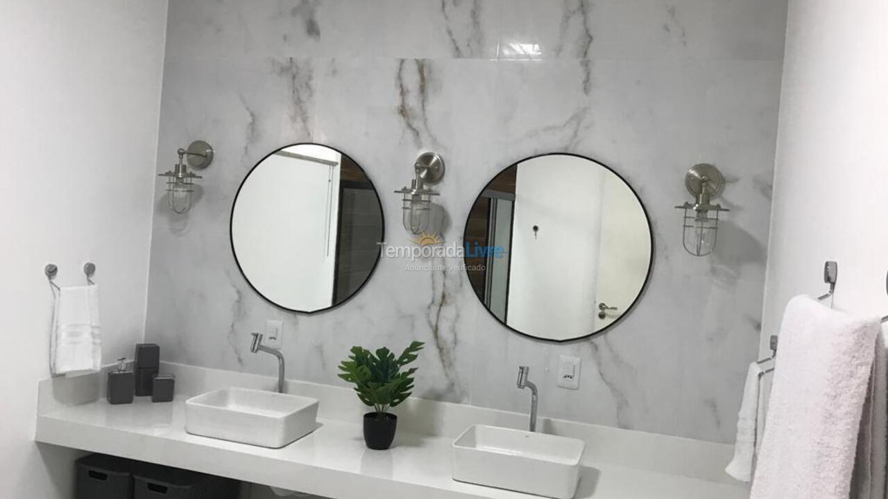 Casa para aluguel de temporada em Camaçari (Praia de Guarajuba)