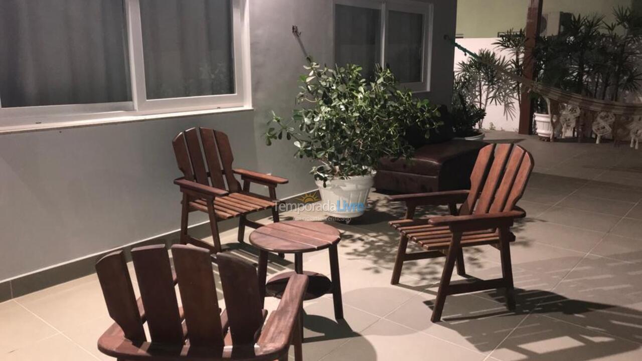 Casa para aluguel de temporada em Camaçari (Praia de Guarajuba)