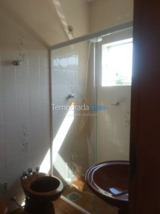 Casa para aluguel de temporada em Ubatuba (Praia do Cruzeiro)