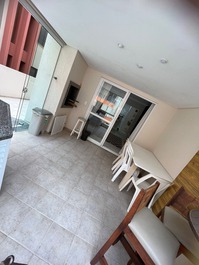 Ref 103 - piso reformado de 4 habitaciones y 2 suites
