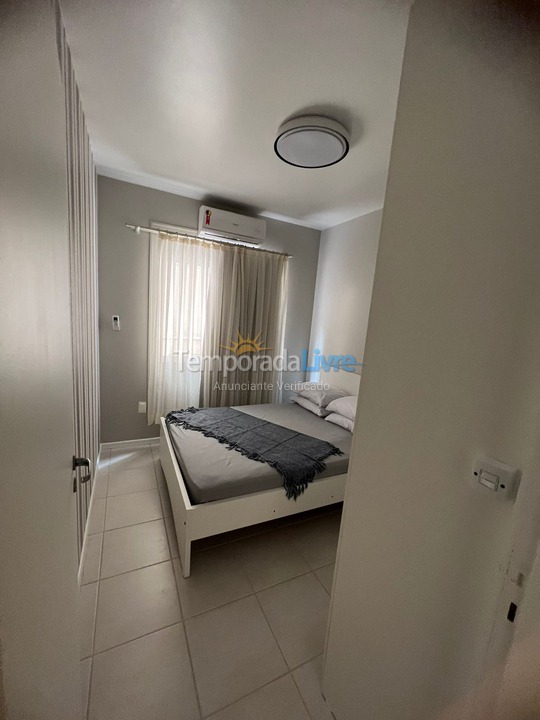 Apartamento para alquiler de vacaciones em Itapema (Meia Praia)