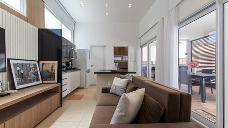 Flamingos #10 - Casa com Piscina by Carpediem