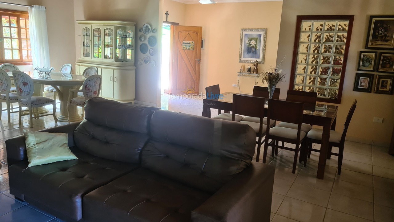 Chácara / sítio para aluguel de temporada em Pinhalzinho (Recanto das Andorinhas)