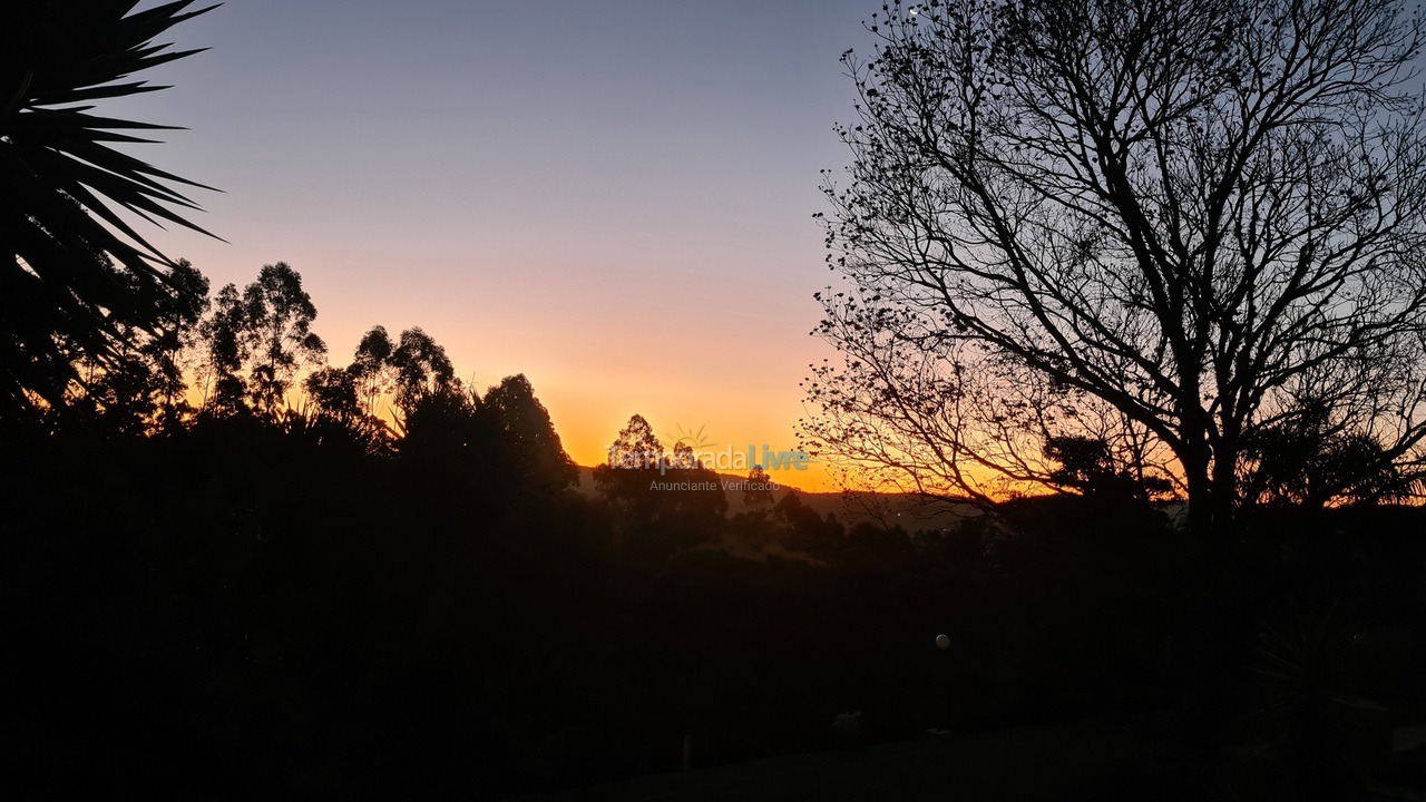 Chácara / sítio para aluguel de temporada em Pinhalzinho (Recanto das Andorinhas)