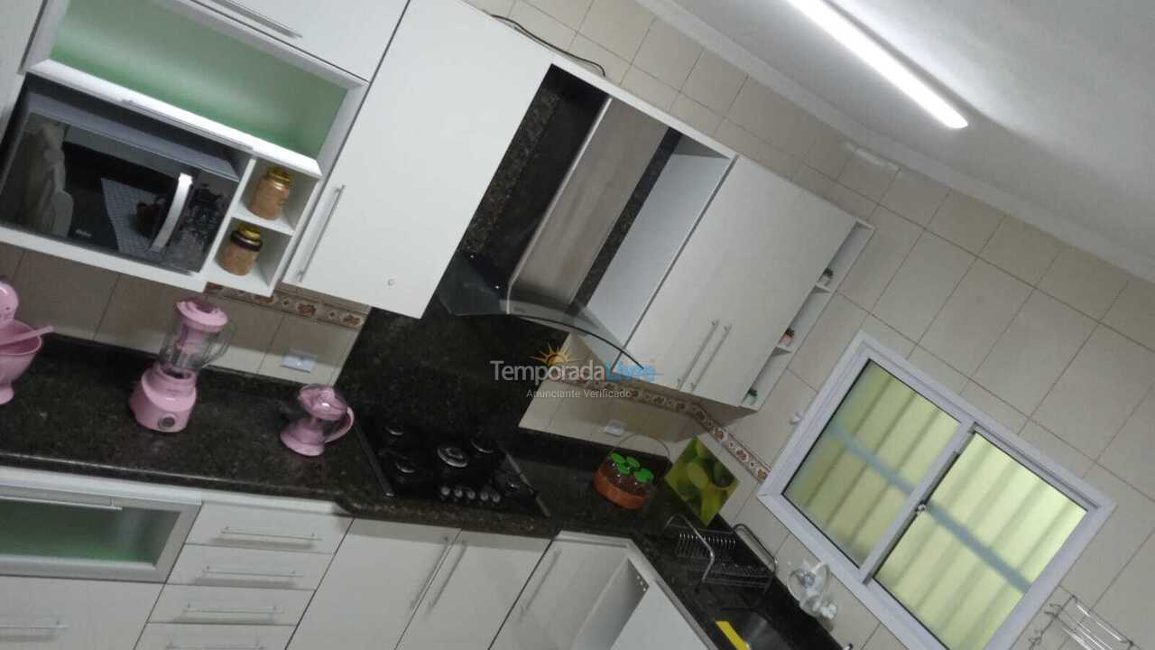 Casa para alquiler de vacaciones em Praia Grande (Balneário Florida)