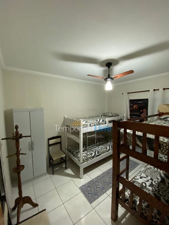 Apartamento para alquiler de vacaciones em Praia Grande (Guilhermina)
