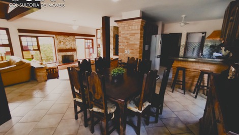 Casa de 4 habitaciones, en módulo 4 en la Riviera