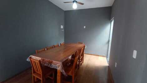 Mesa para 10 pessoas