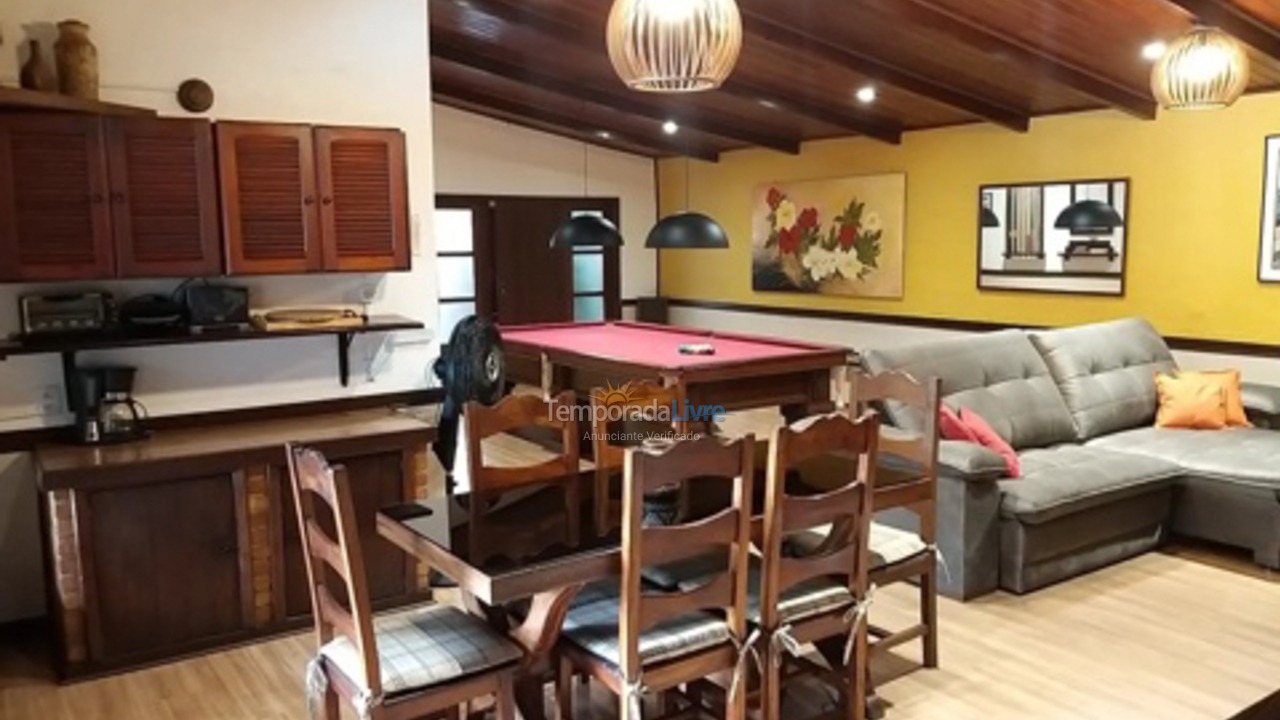Casa para alquiler de vacaciones em Petrópolis (Itaipava)