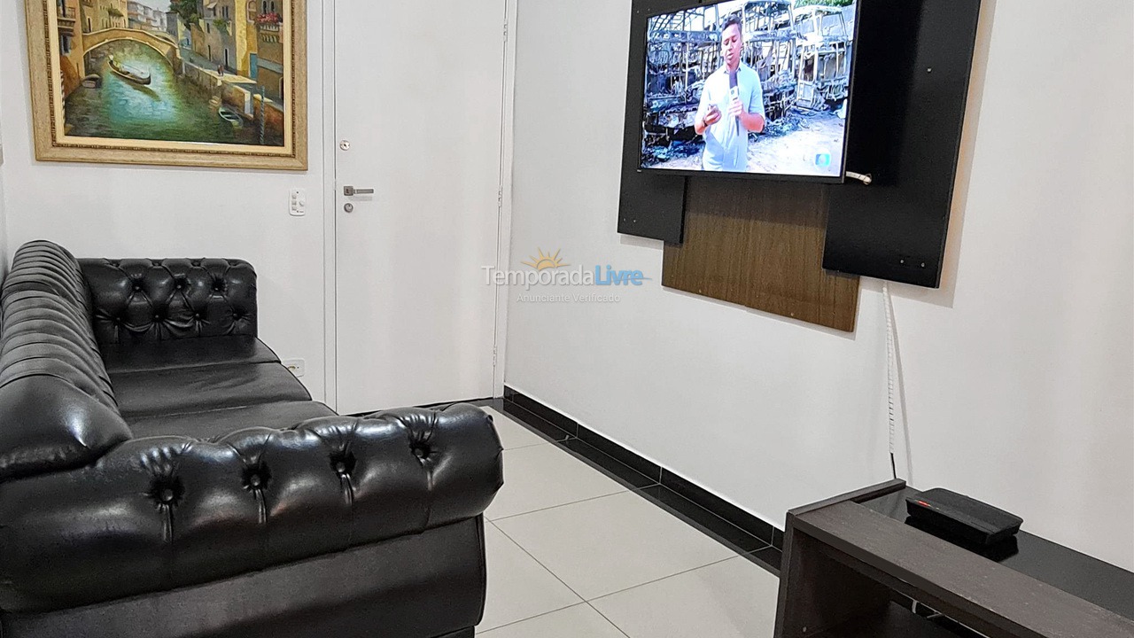 Apartamento para aluguel de temporada em Guarujá (Pitangueiras)