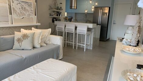 Maravilhoso Apartamento Luxo Pé na Areia