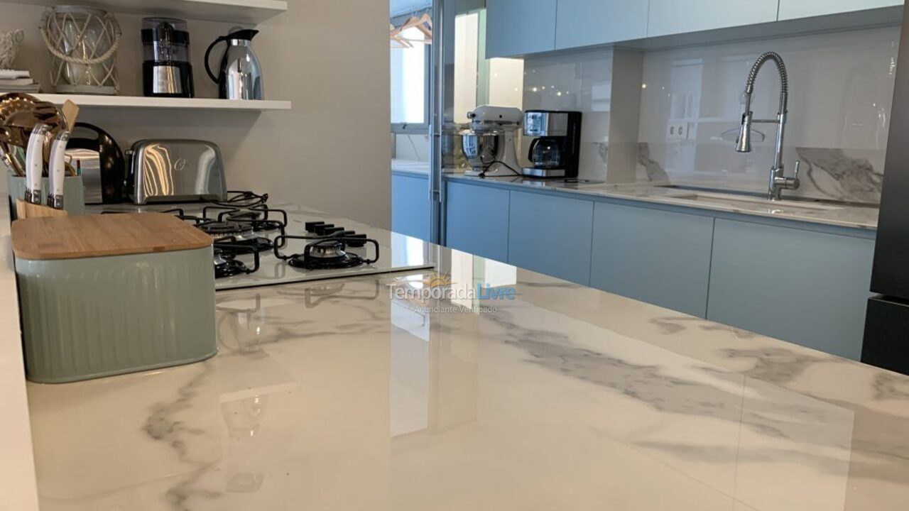 Apartamento para aluguel de temporada em Bertioga (Riviera de São Lourenço)