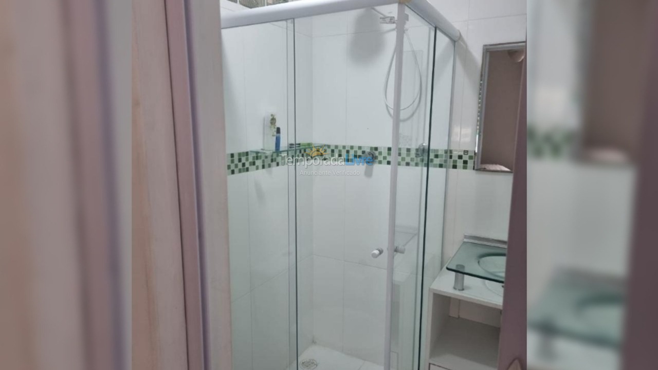 Apartamento para aluguel de temporada em Guarujá (Pitangueiras)