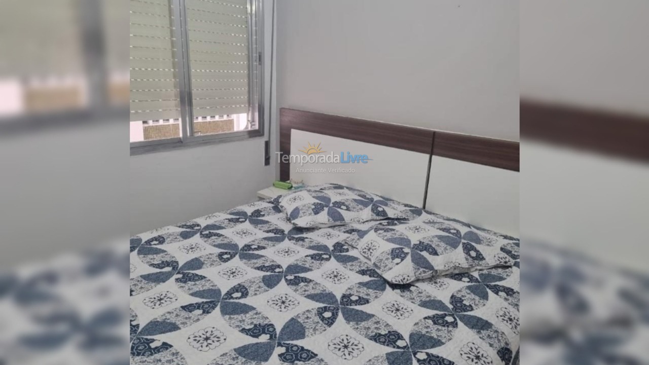 Apartamento para aluguel de temporada em Guarujá (Pitangueiras)