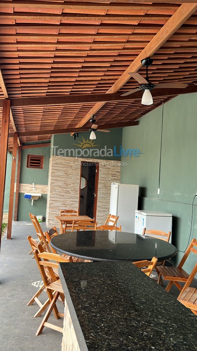 Casa para aluguel de temporada em Beberibe (Praia de Uruau)