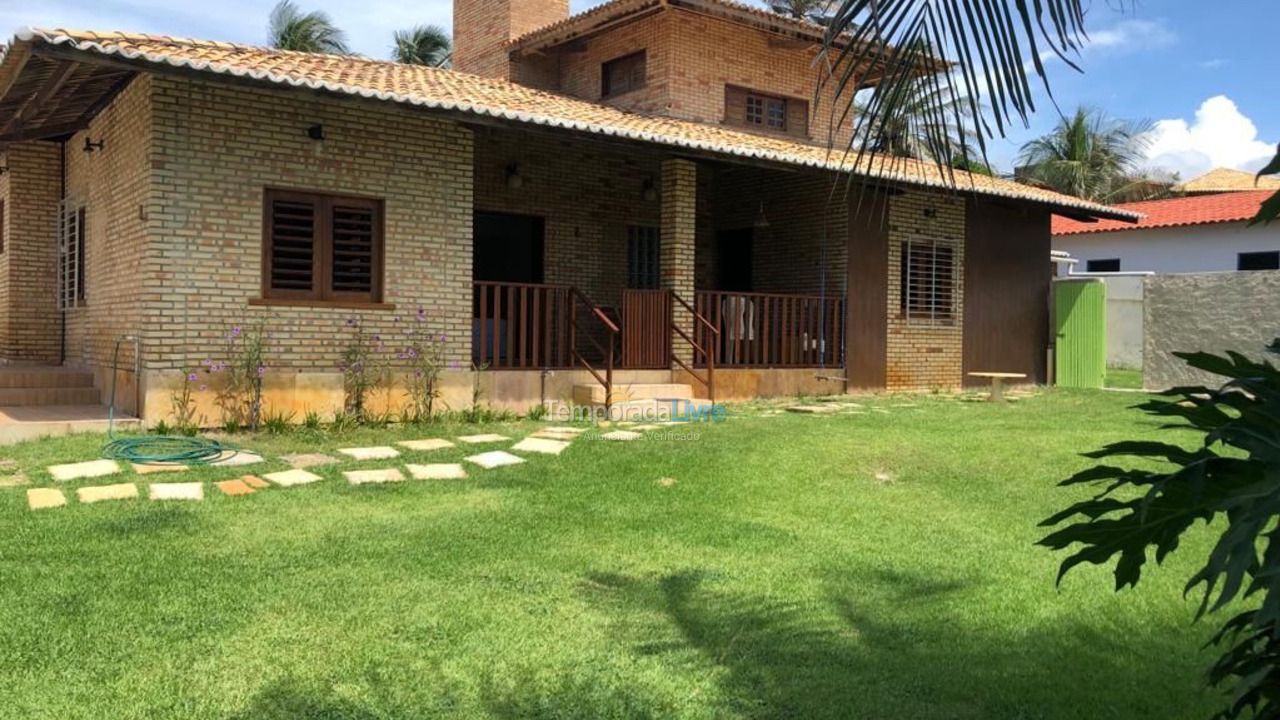 Casa para aluguel de temporada em Beberibe (Praia de Uruau)