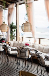 COZY HOUSE INSIDE A CONDOMINIUM # WHALE