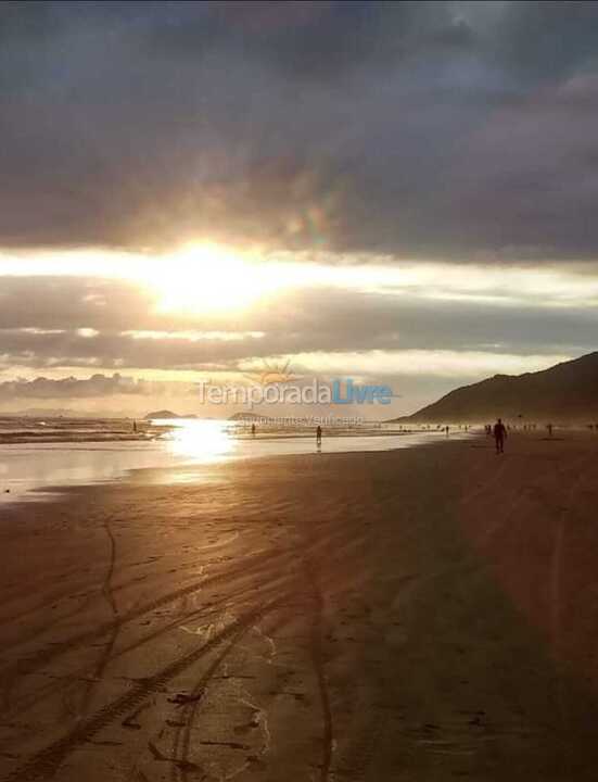 House for vacation rental in Bertioga (Boraceia)