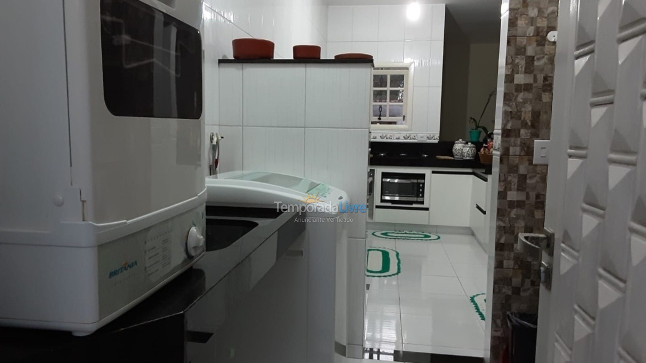 House for vacation rental in Caraguatatuba (Massaguaçu)