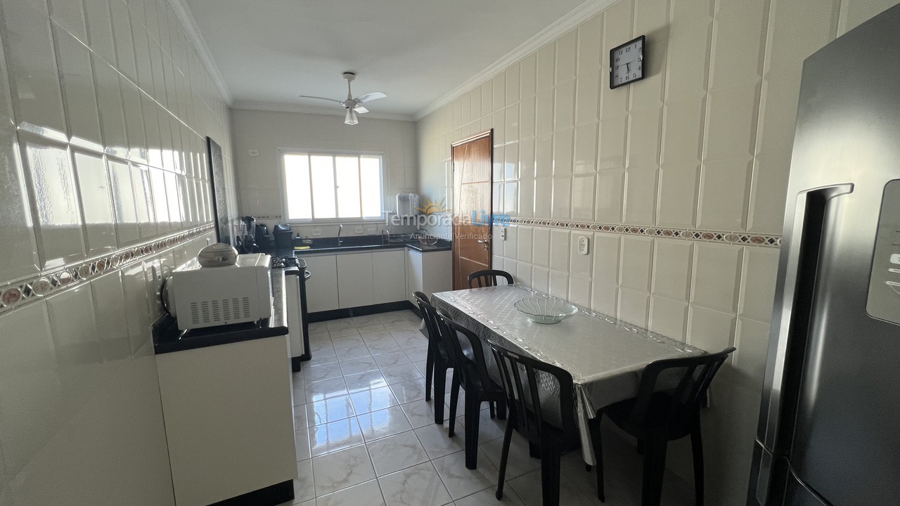 Apartment for vacation rental in Praia Grande (Guilhermina)
