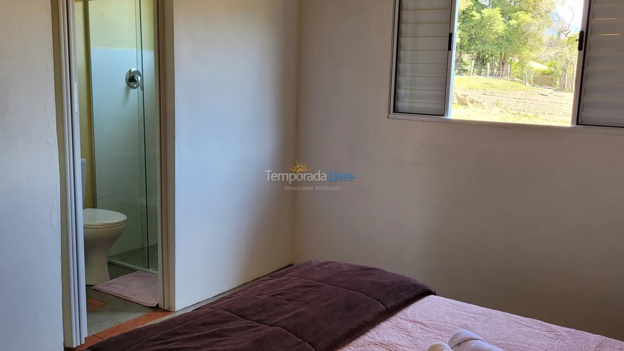 Casa para aluguel de temporada em São Bento do Sapucaí (Bairro Paiol Grande)