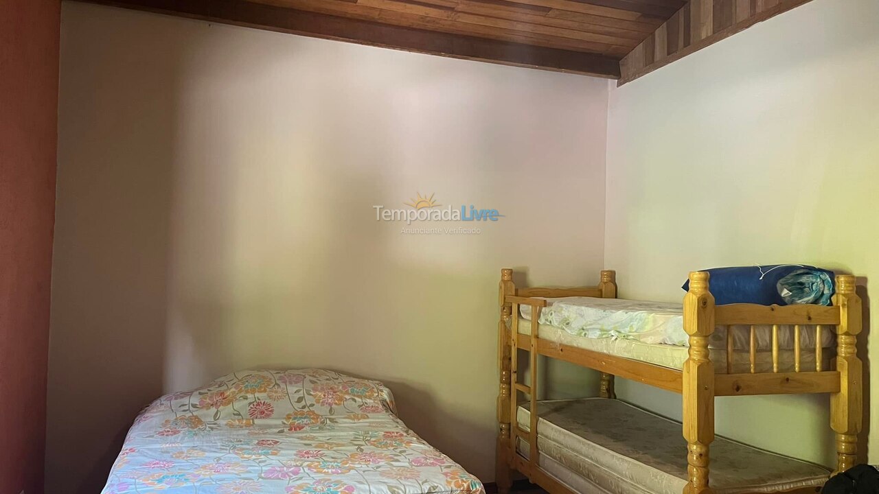 Chácara / sítio para aluguel de temporada em Juquitiba (Centro de Juquitiba)