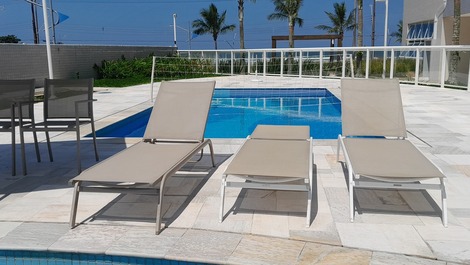 Apartamento de alto estándar frente al mar...