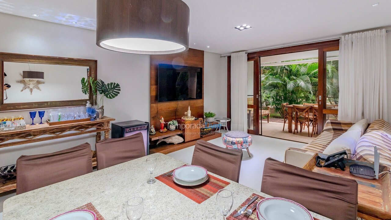 Apartamento para aluguel de temporada em Mata de São João (Imbassaí)