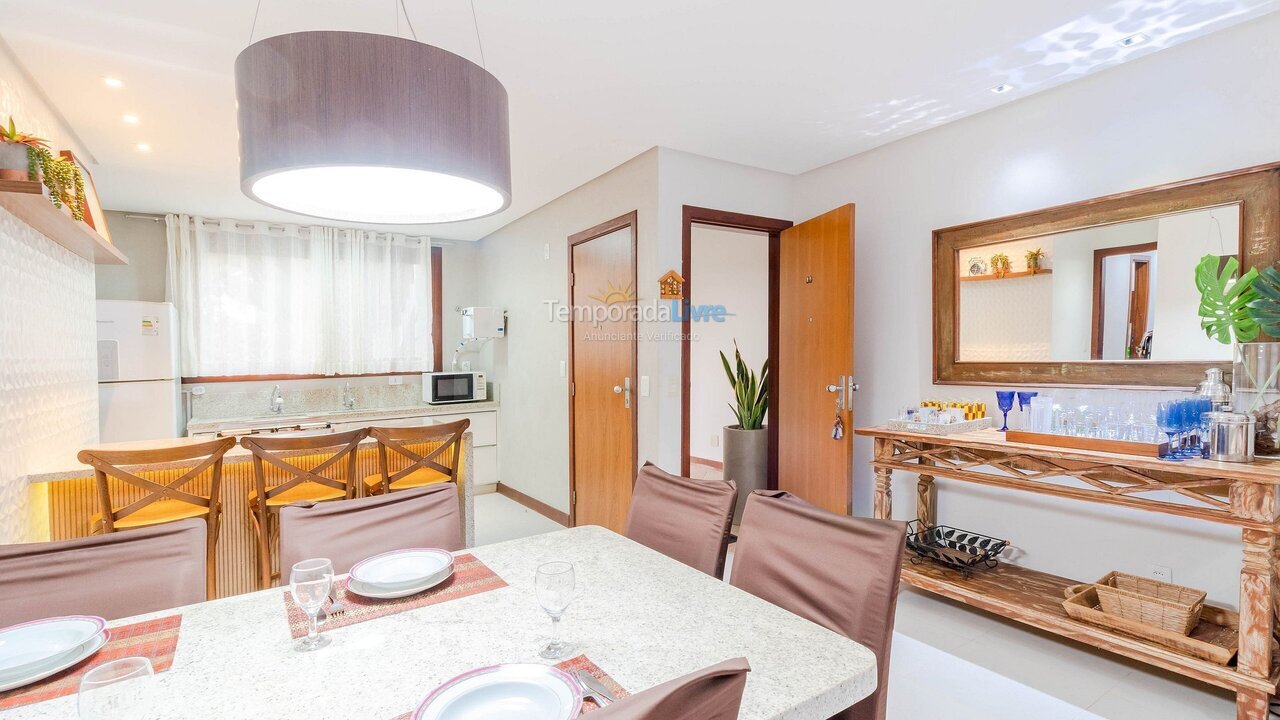 Apartamento para aluguel de temporada em Mata de São João (Imbassaí)