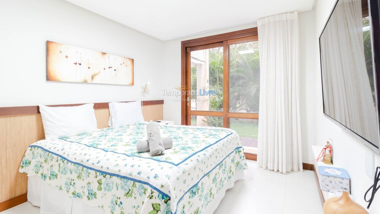 Apartamento para aluguel de temporada em Mata de São João (Imbassaí)