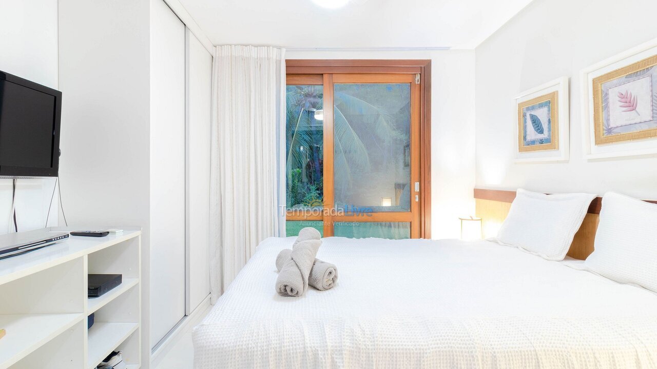 Apartamento para aluguel de temporada em Mata de São João (Imbassaí)