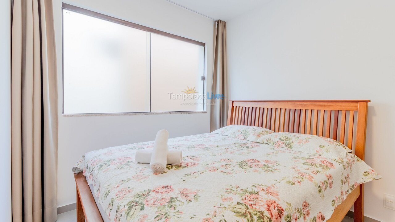 Apartamento para aluguel de temporada em Mata de São João (Imbassaí)