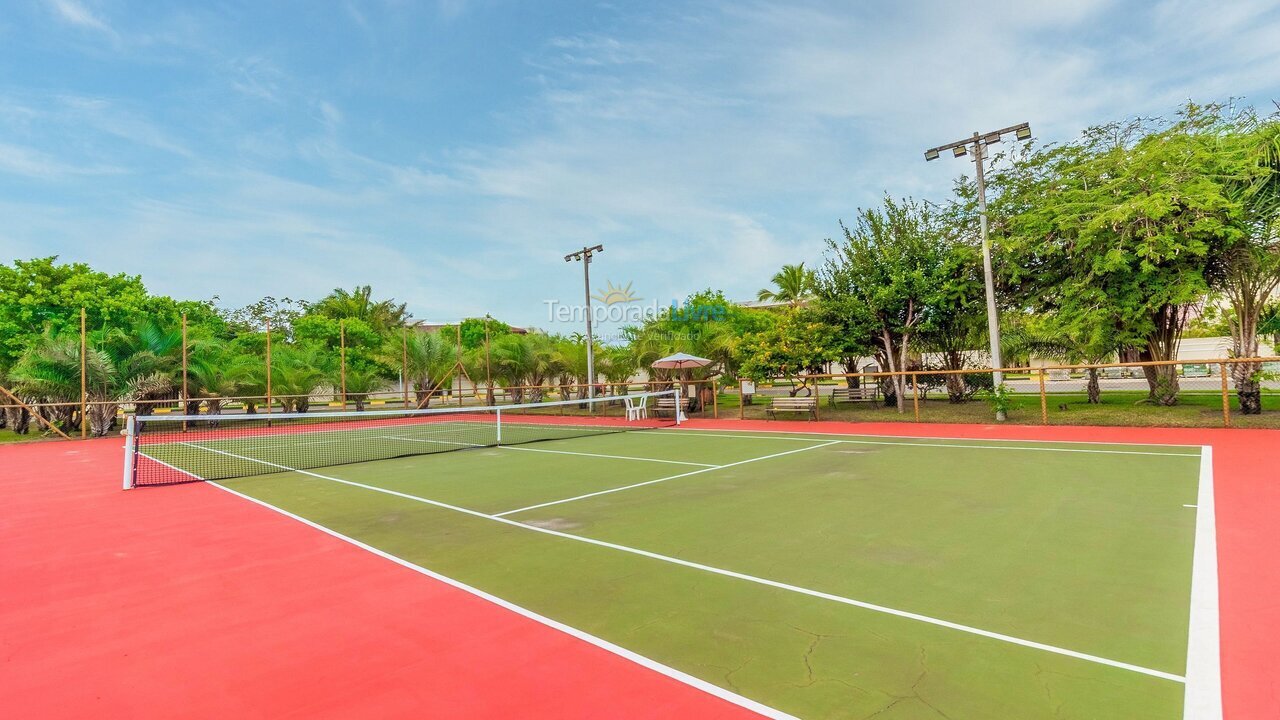 Apartamento para aluguel de temporada em Mata de São João (Imbassaí)