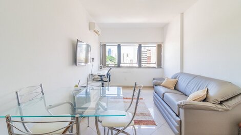 Dormitorio y Sala, Edificio