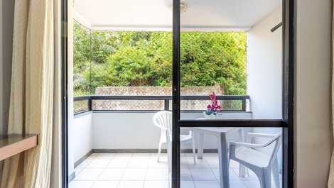 Apartment 300m from Porto Barra Beach