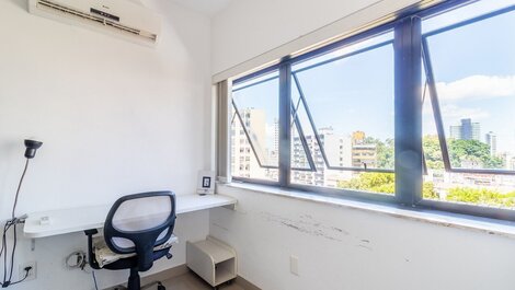 Dormitorio y Sala, Edificio