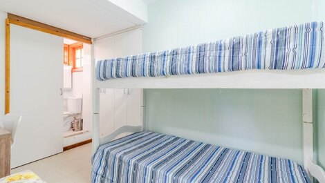 - 2 Bedroom Apartment