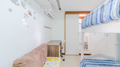 - 2 Bedroom Apartment