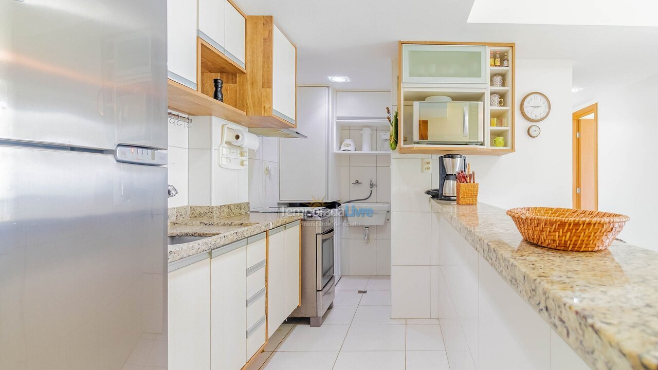 Apartment for vacation rental in Camaçari (Praia de Guarajuba)