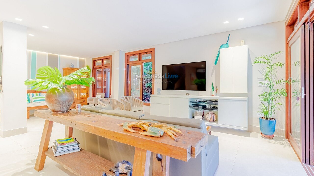 Granja para alquiler de vacaciones em Mata de São João (Praia do Forte)