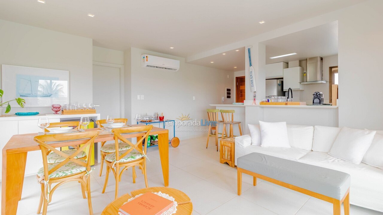 Apartamento para aluguel de temporada em Mata de São João (Praia do Forte)