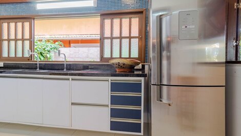 Excelente casa de 8 suites a 300m de la playa - Praia do Forte