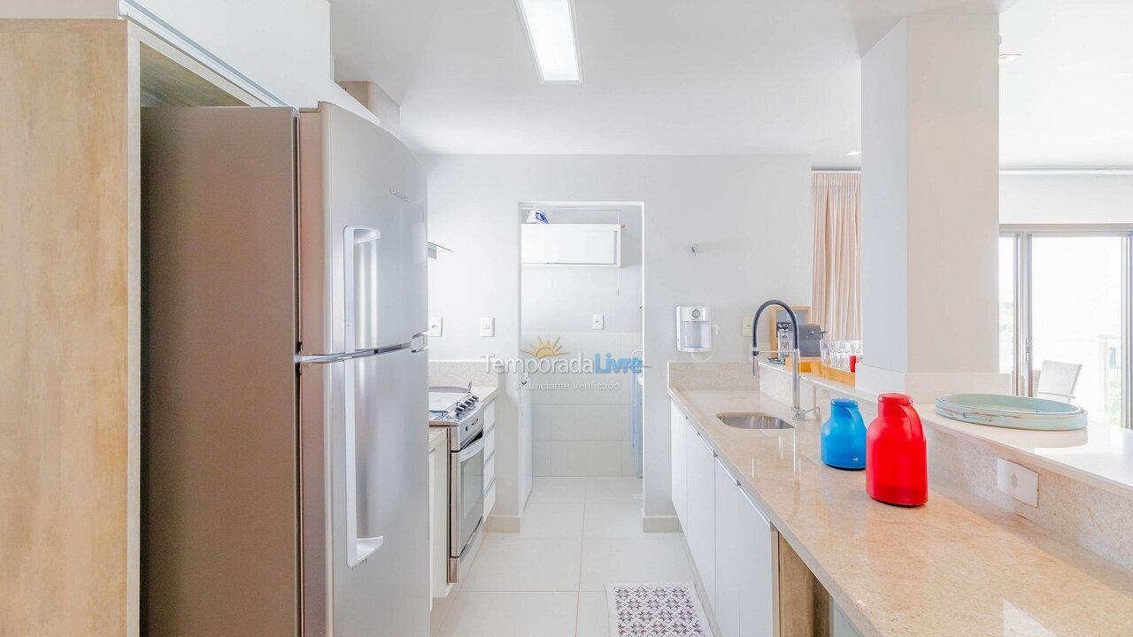 Apartamento para aluguel de temporada em Mata de São João (Praia do Forte)